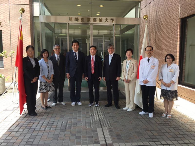 bw必威西汉姆联出访日本川崎医疗福祉大学