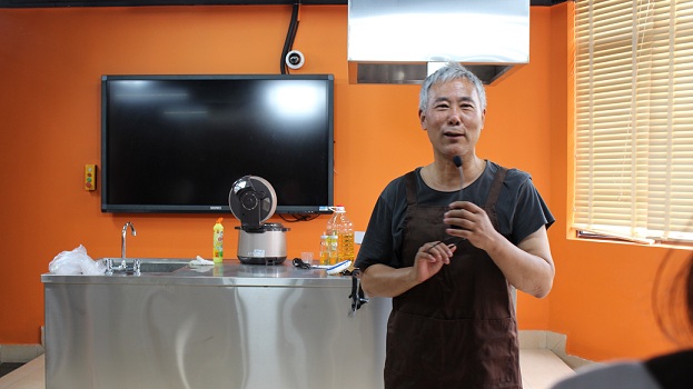 感食物之美,悟营养之悦――bw必威西汉姆联明德导师团系列活动之14营养团日活动